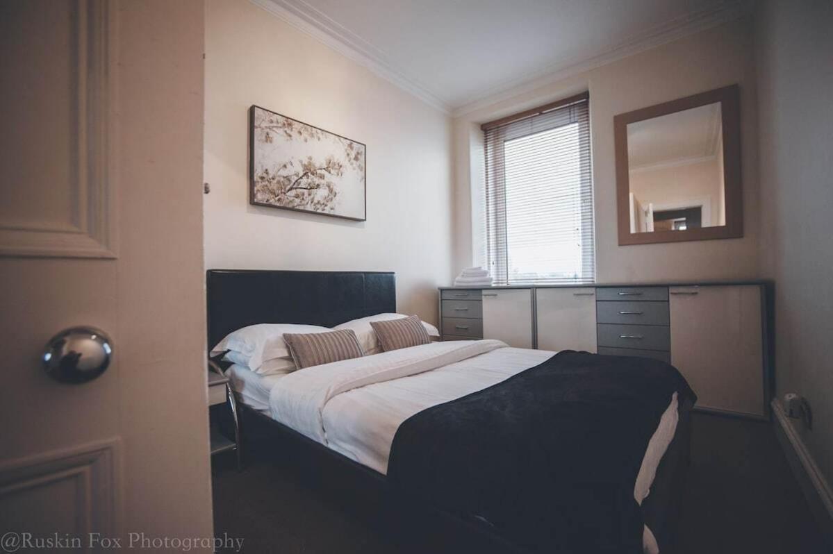 Prime 2 Bedroom City Centre Apt 阿伯丁 外观 照片