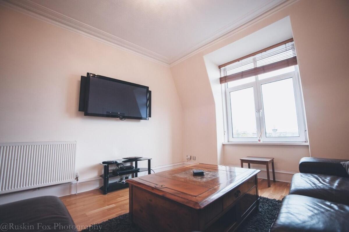 Prime 2 Bedroom City Centre Apt 阿伯丁 外观 照片